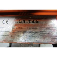 LIFT TABLE